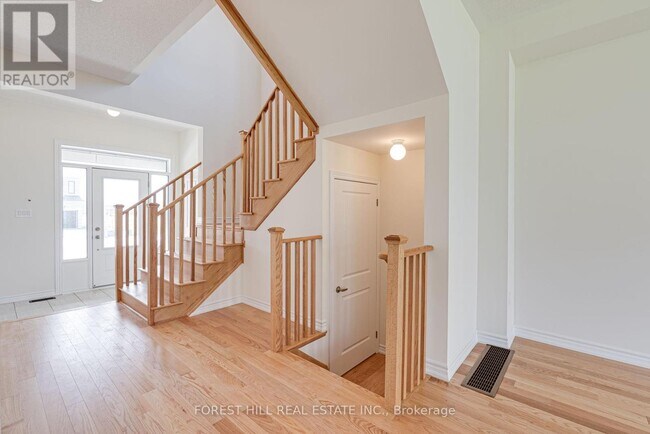 Building Photo - 138 Terry Fox Dr