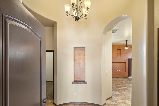 Building Photo - 3950 Agua De Vida Dr