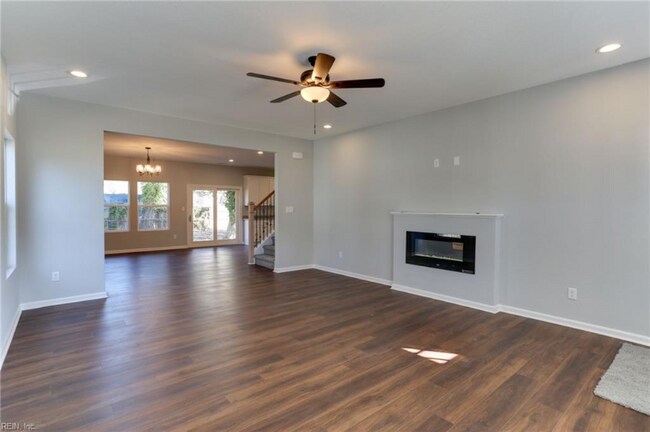 Foto del edificio - 912 Workwood Rd