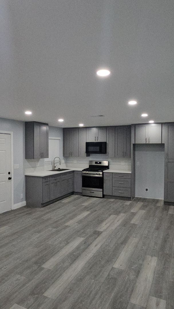 Foto del edificio - 3 Bedroom 2 Bath House for Rent in Whittier