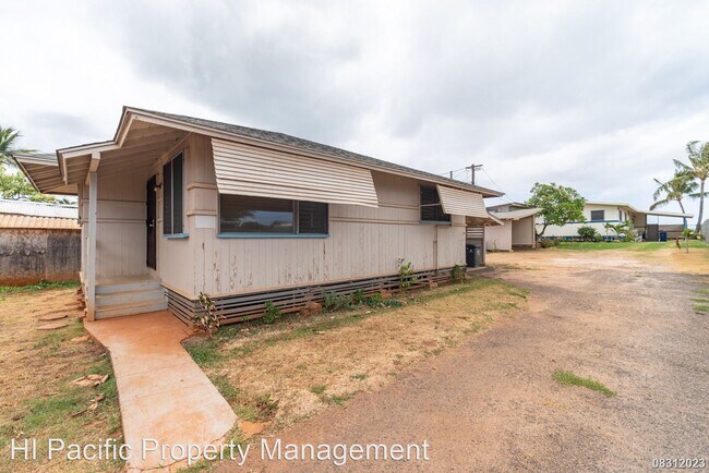 Building Photo - 2 br, 1 bath House - 91-459 Ewa Beach Rd C
