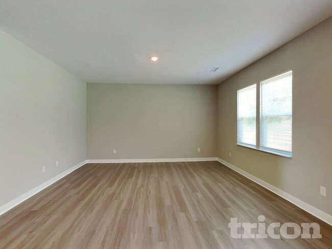 Foto del edificio - 4628 W Mineral Ln