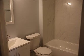 Building Photo - 1063 Birnham Woods Blvd