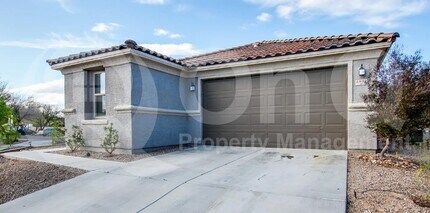 Building Photo - 4801 E Chickweed Dr