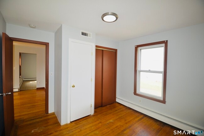 Foto del edificio - 203 Main St