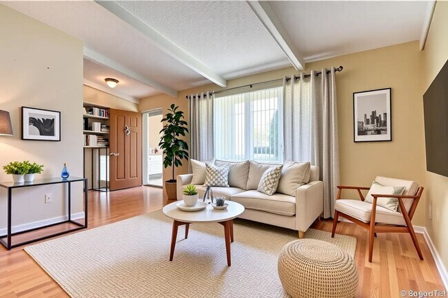 Foto del edificio - Charming 3BR or 4 BR Split House in Colora...