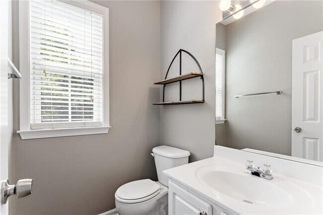 Foto del edificio - 6250 Whirlaway Dr