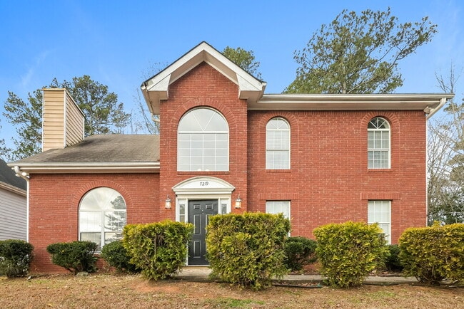 Building Photo - 7219 Monterey Ave