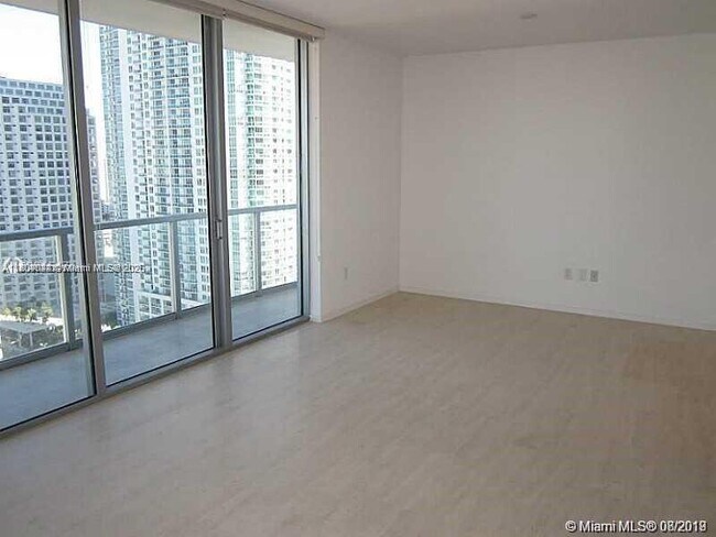 Building Photo - 1050 Brickell Ave