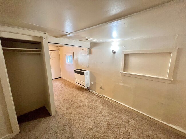 Foto del edificio - 1015 Iowa Ave