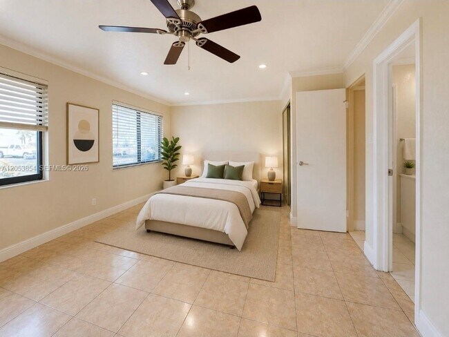 Foto del edificio - 4004 SW 20th St