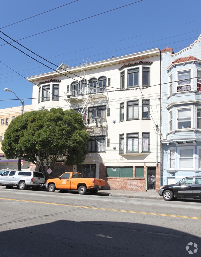 Foto del edificio - 460 S Van Ness Ave