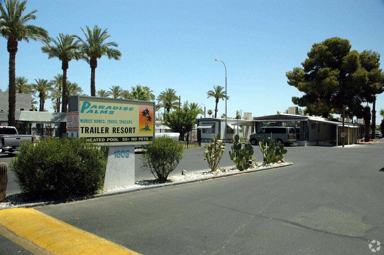 Primary Photo - Paradise Palms-100 Spaces