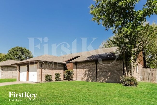 Foto del edificio - 2602 Woodsorrel Dr
