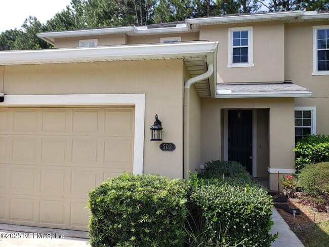 Foto del edificio - 508 Candlebark Dr