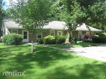 Primary Photo - 741 Hickory Ct