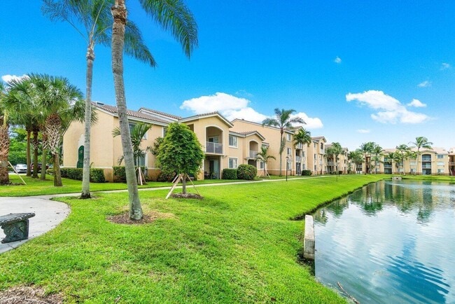 Building Photo - 2620 S University Dr