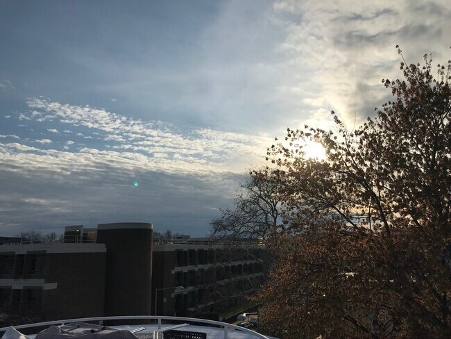 Foto del edificio - 701 7th St NE