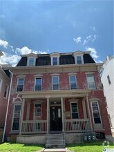 Building Photo - 312 N 6th St