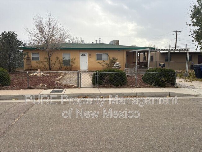 Foto del edificio - 5006 Headingly Ave NE