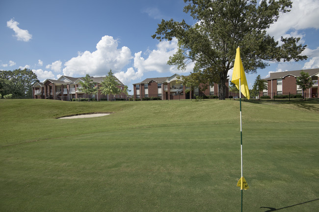 Building Photo - The Links at Starkville