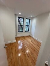 Building Photo - 493 Seventh Avenue