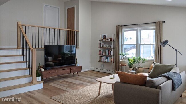 Foto del edificio - 3 br, 2 bath House - 59 Orange St