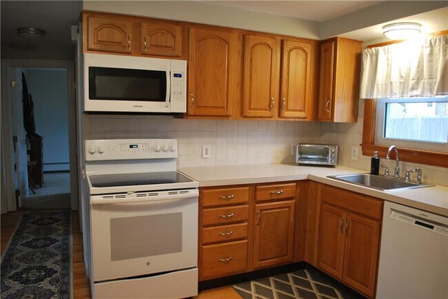 Foto del edificio - 161 Hadde Ave