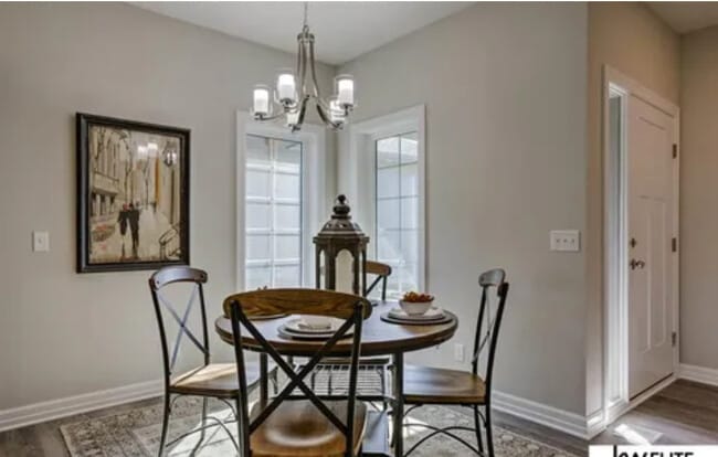 Building Photo - 16070 Hadan Dr