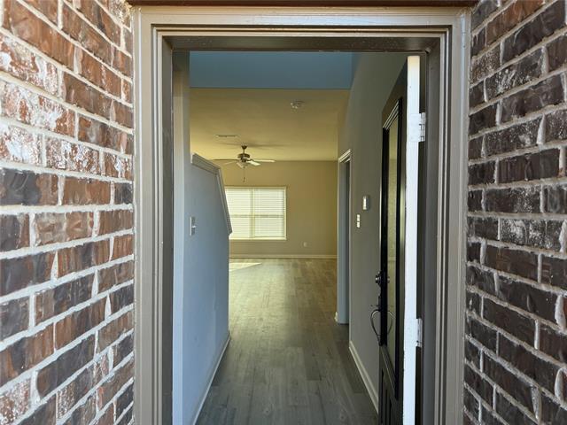 Foto del edificio - 213 Emma Dr