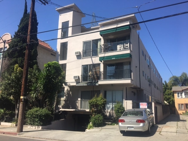 Building Photo - 1333 N Las Palmas Ave