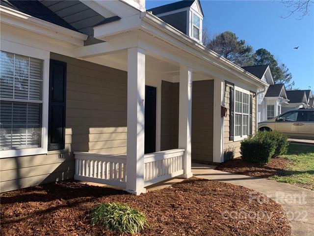 Building Photo - 117 Indian Paint Brush Dr