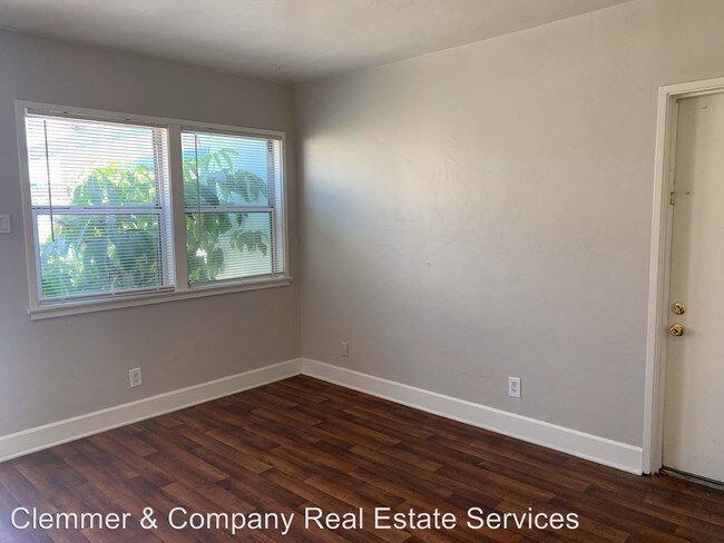Foto del edificio - 1 br, 1 bath Apartment - 2226 G Street