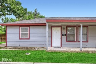 Building Photo - 1102 Jefferson St