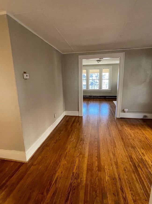 128130 Mildred Ave Unit 12802, Syracuse, NY 13206 Room for Rent in