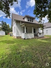 Building Photo - 614 Bluemont Ave