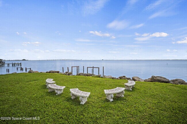 Foto del edificio - 6785 Riveredge Dr