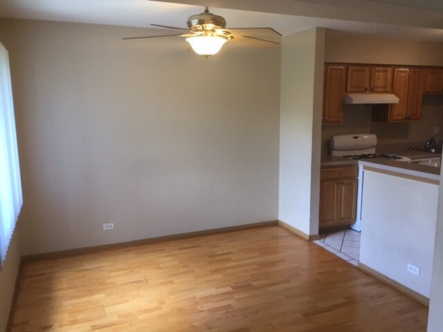 Building Photo - 3000 Bayside Dr