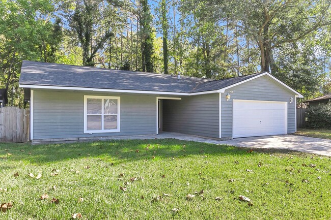 Foto del edificio - Completely Renovated North Charleston Home