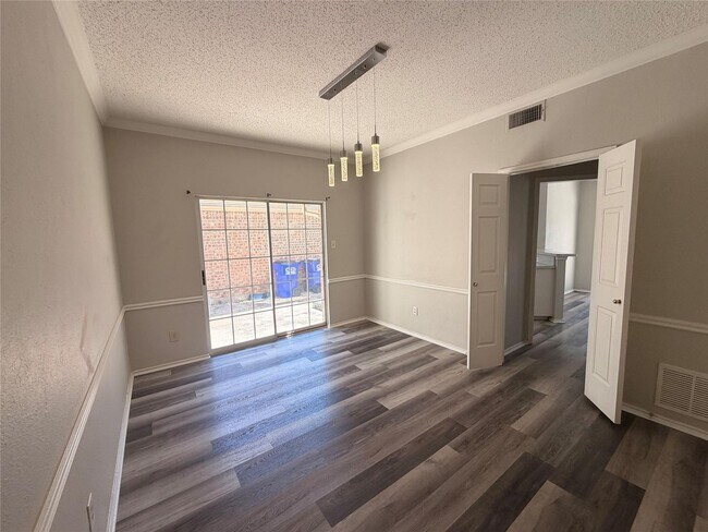 Building Photo - 342 Arbor Ct
