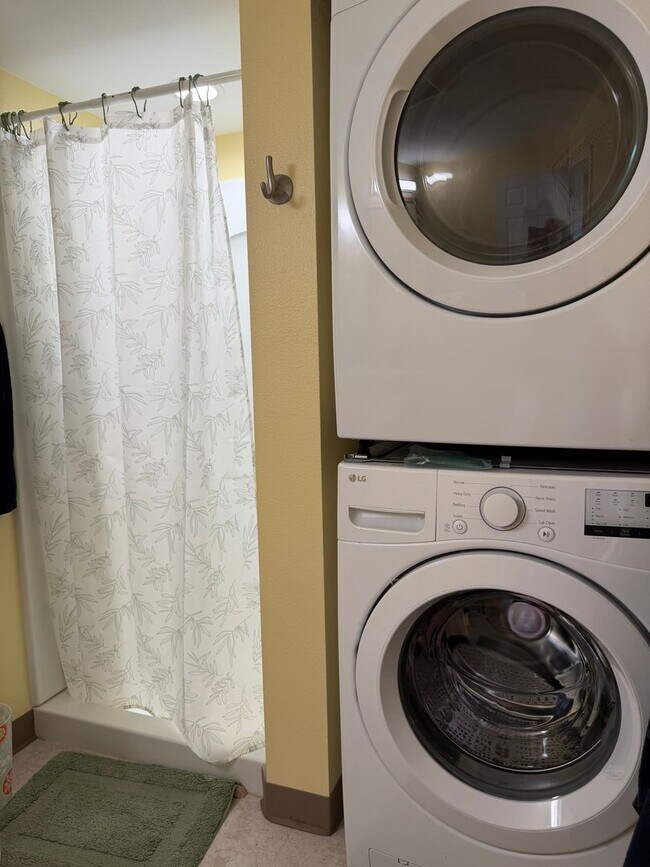 Foto del edificio - 1 Bedroom /1 bath  Unit