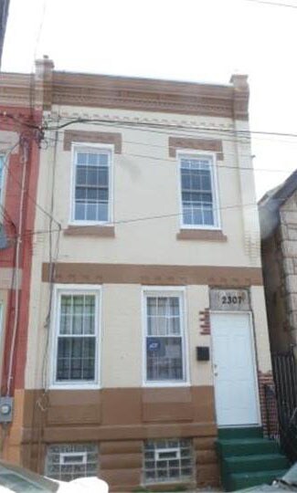 Foto principal - 2307 N Carlisle St