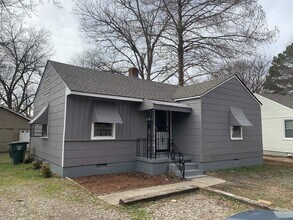 Building Photo - 4105 Wilmette Ave