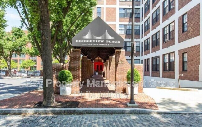 Building Photo - 315 New St