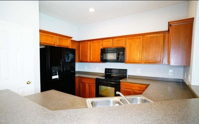 Foto del edificio - 605 Mount Olympus Blvd