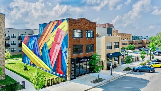 Foto del edificio - 208 S Jackson St