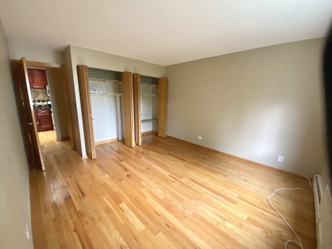 Foto del edificio - 5306 N Cumberland Ave