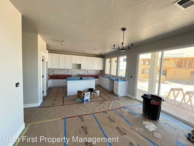 Foto del edificio - 3 br, 2 bath House - 1128 W Erica Lane