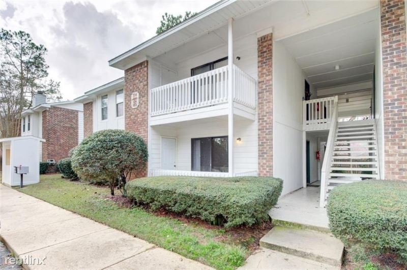 Foto principal - 6050 Grelot Rd