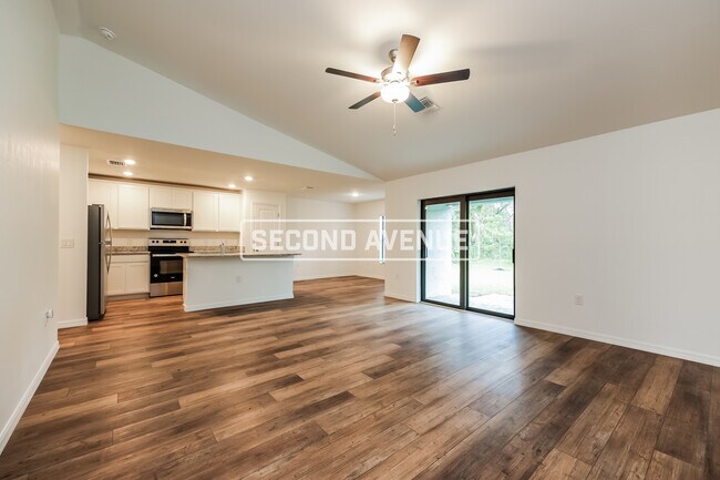 Building Photo - 8292 Eggelstom Ave